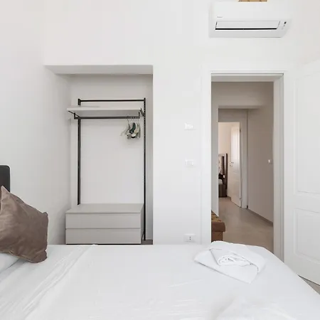 公寓 Le Dodici Porte - Porta Sant'isaia 9 By District *