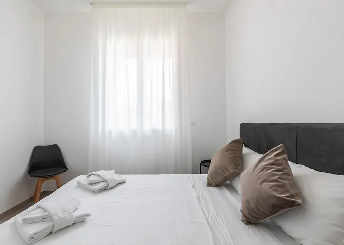 Appartement Le Dodici Porte - Porta Sant'isaia 9 By District